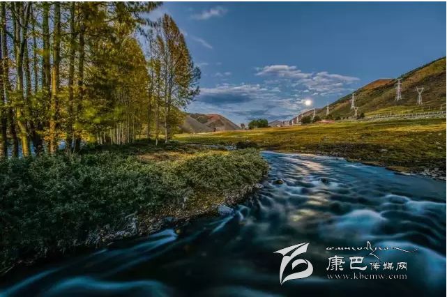 新都橋，正在打開最美時光,我在這里等你......
