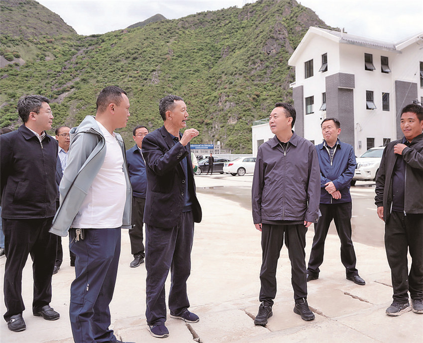 沈陽在長(zhǎng)河壩.jpg