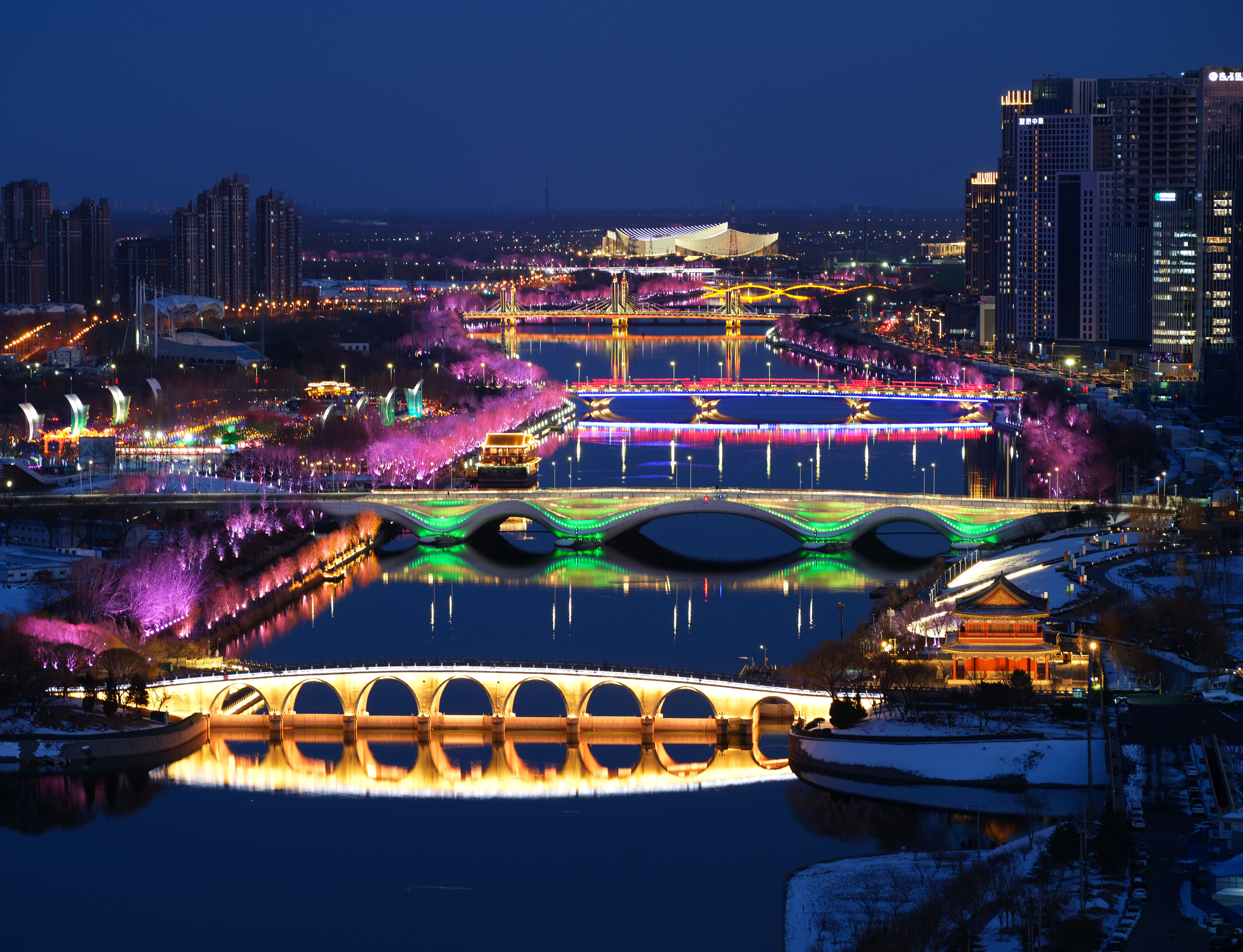2024年2月22日，京杭大運(yùn)河北京通州段夜景。
